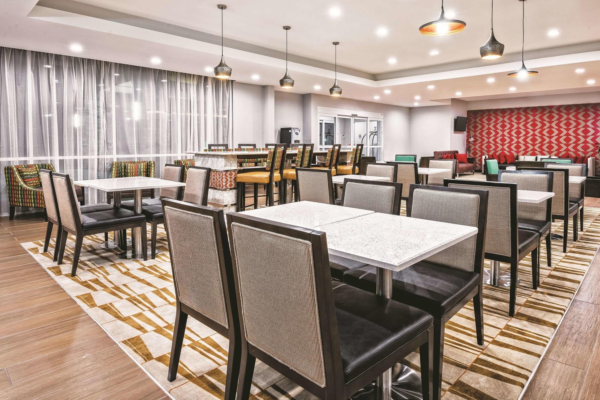 Hotel La Quinta By Wyndham San Antonio By Frost Bank Center Extérieur photo